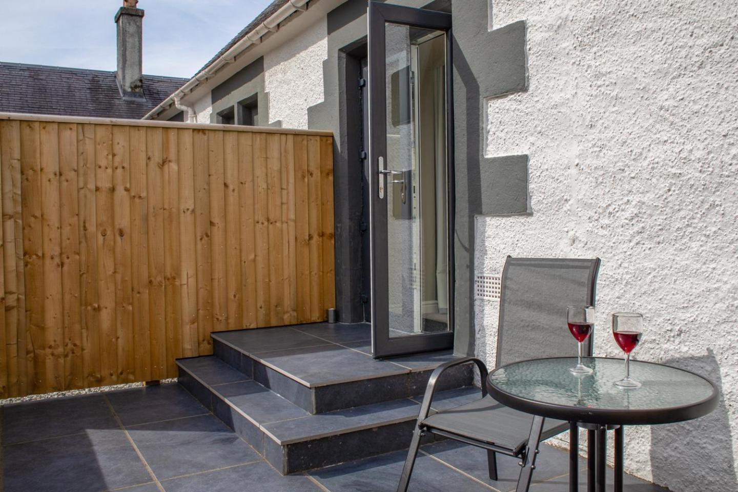 Bonnie Lodge By Broadford Hotel Exterior photo
