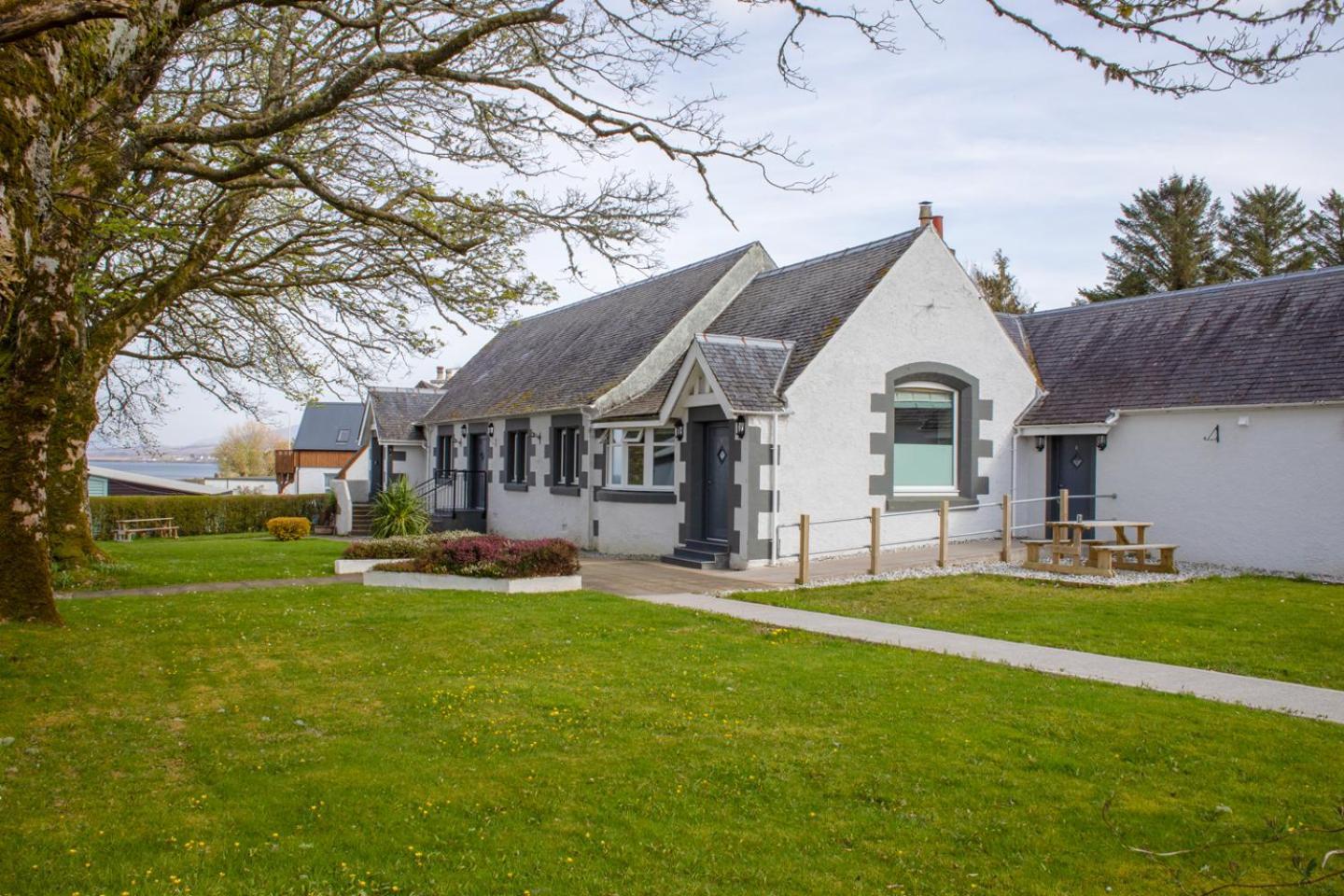 Bonnie Lodge By Broadford Hotel Exterior photo